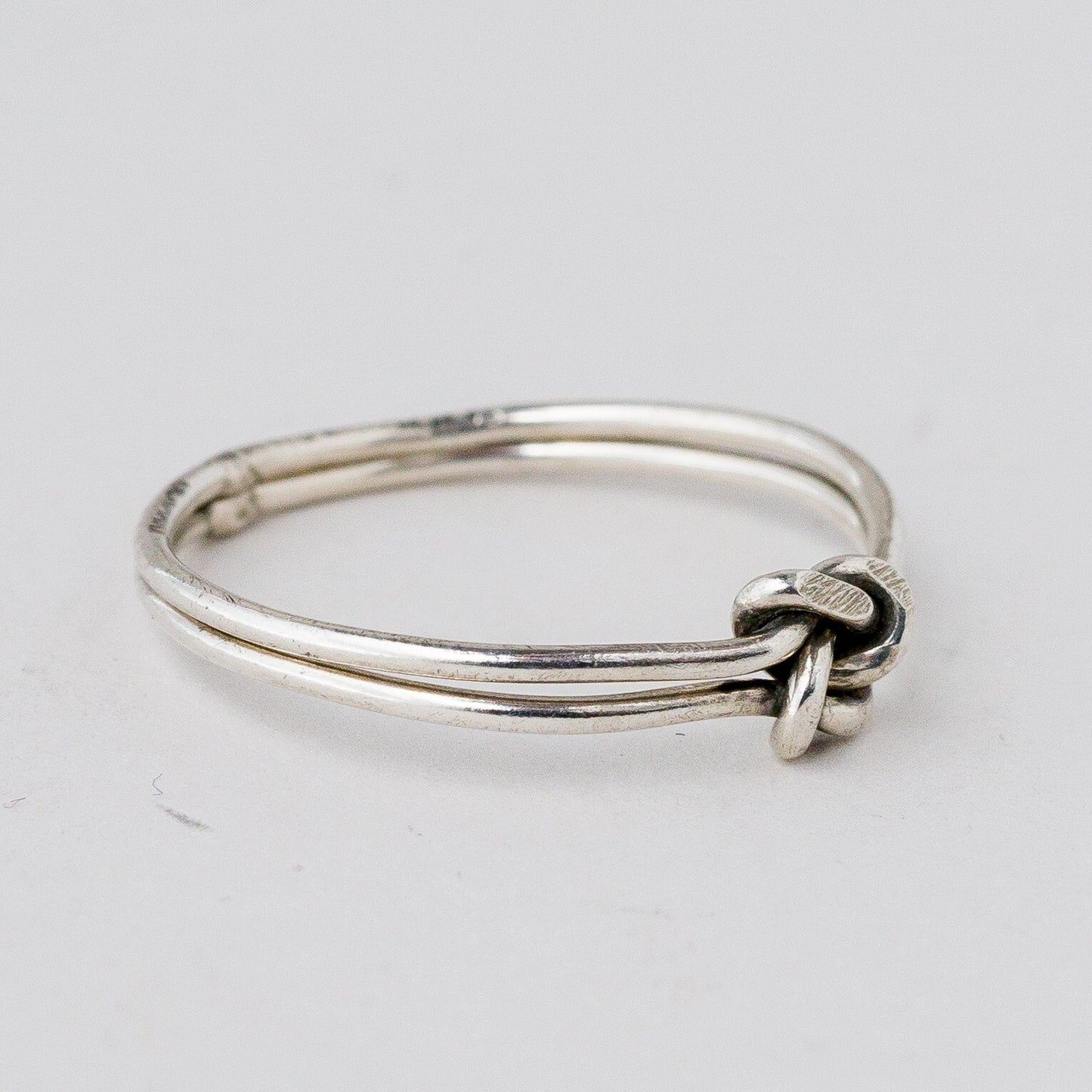 Silber Ring 56 (17,8 mm Ø) Knoten 1,11 g5