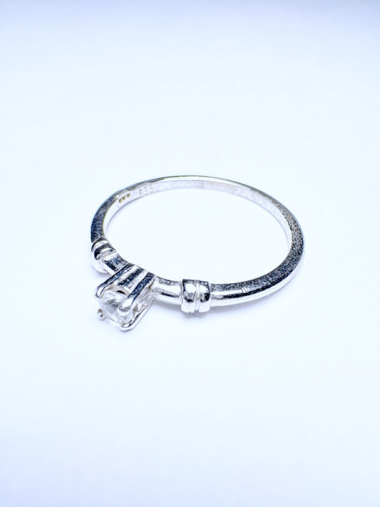 Ring 935er Silber Größe 51 Weißer Stein 0,99g0