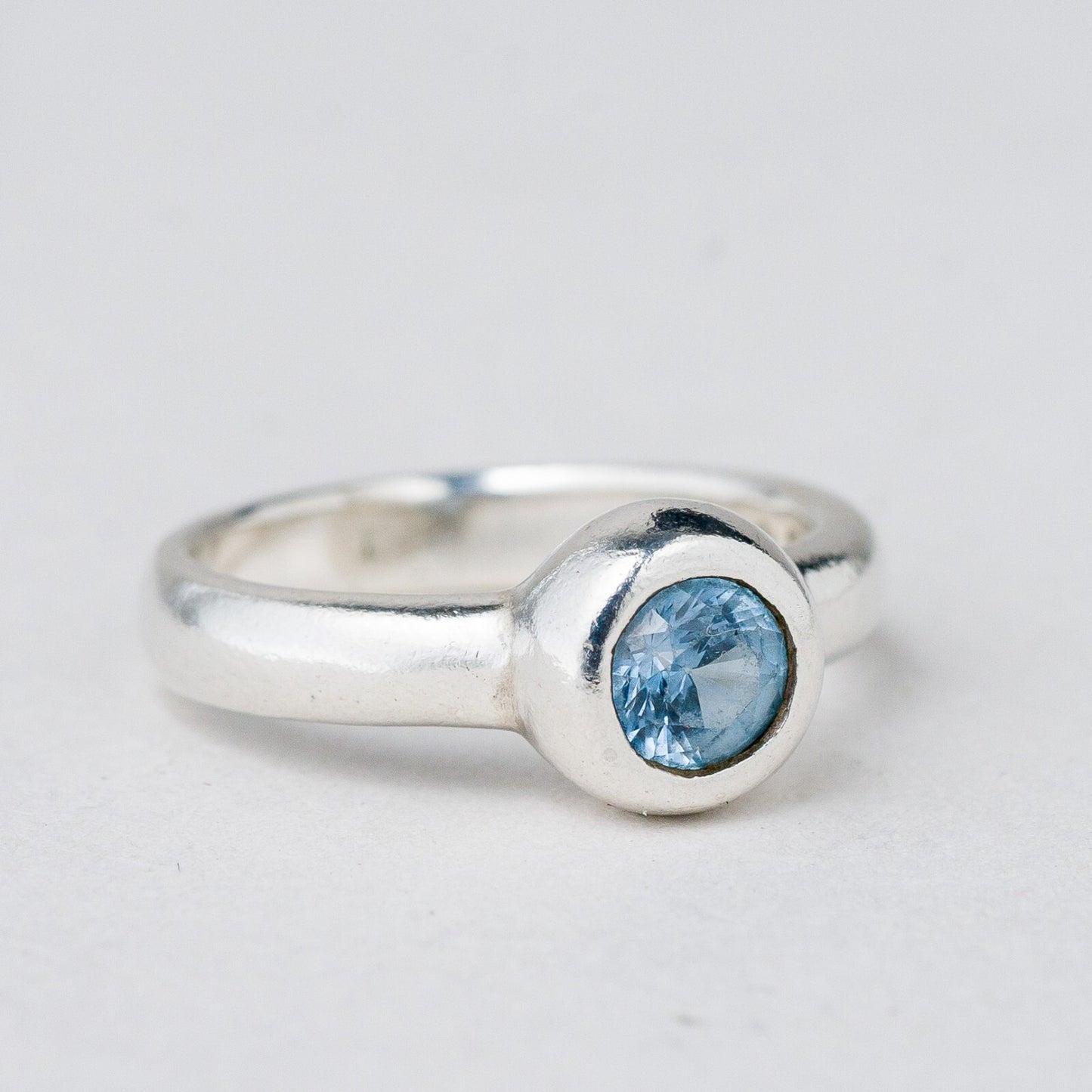 Silber Ring 925 Blauer Stein Größe 49 (15,6 mm Ø) 3,81 g1