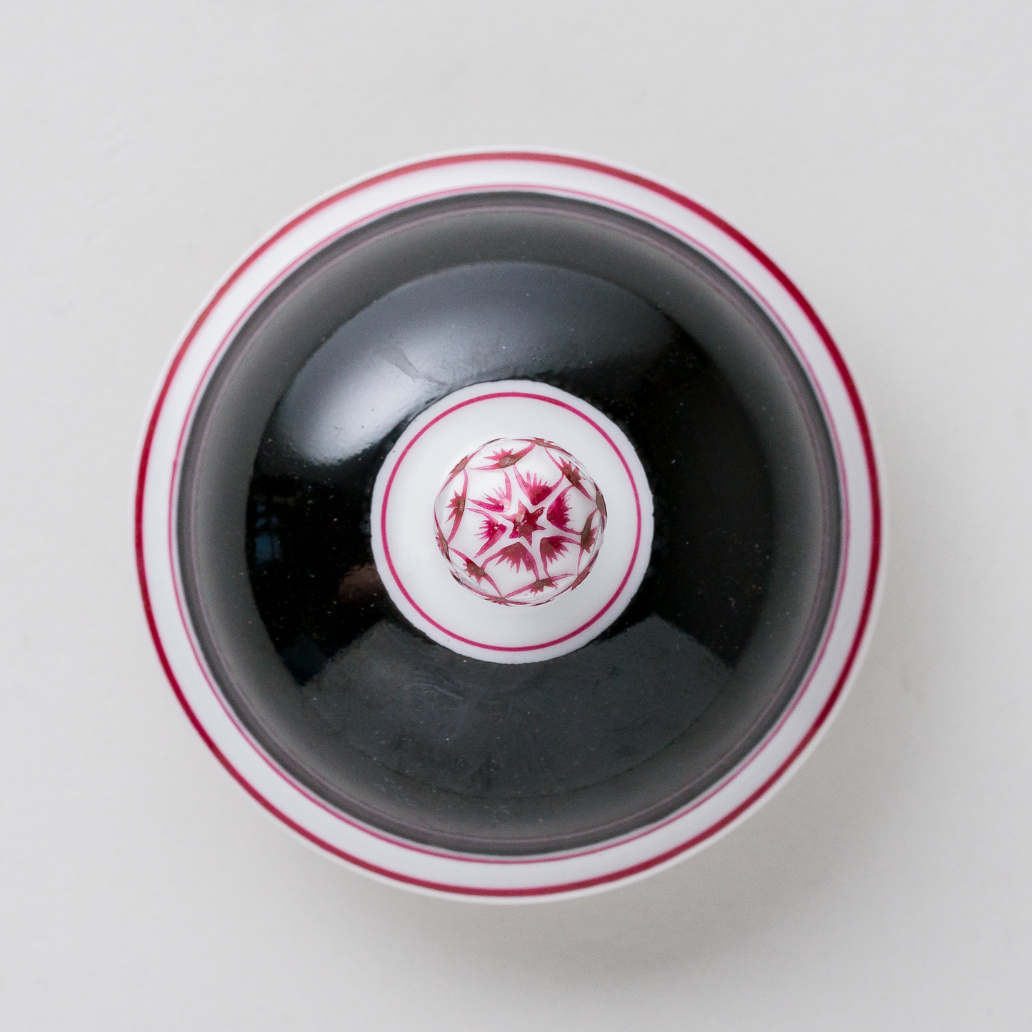 1 x Porzellan Deckel Schwarz Purpur 6 cm4