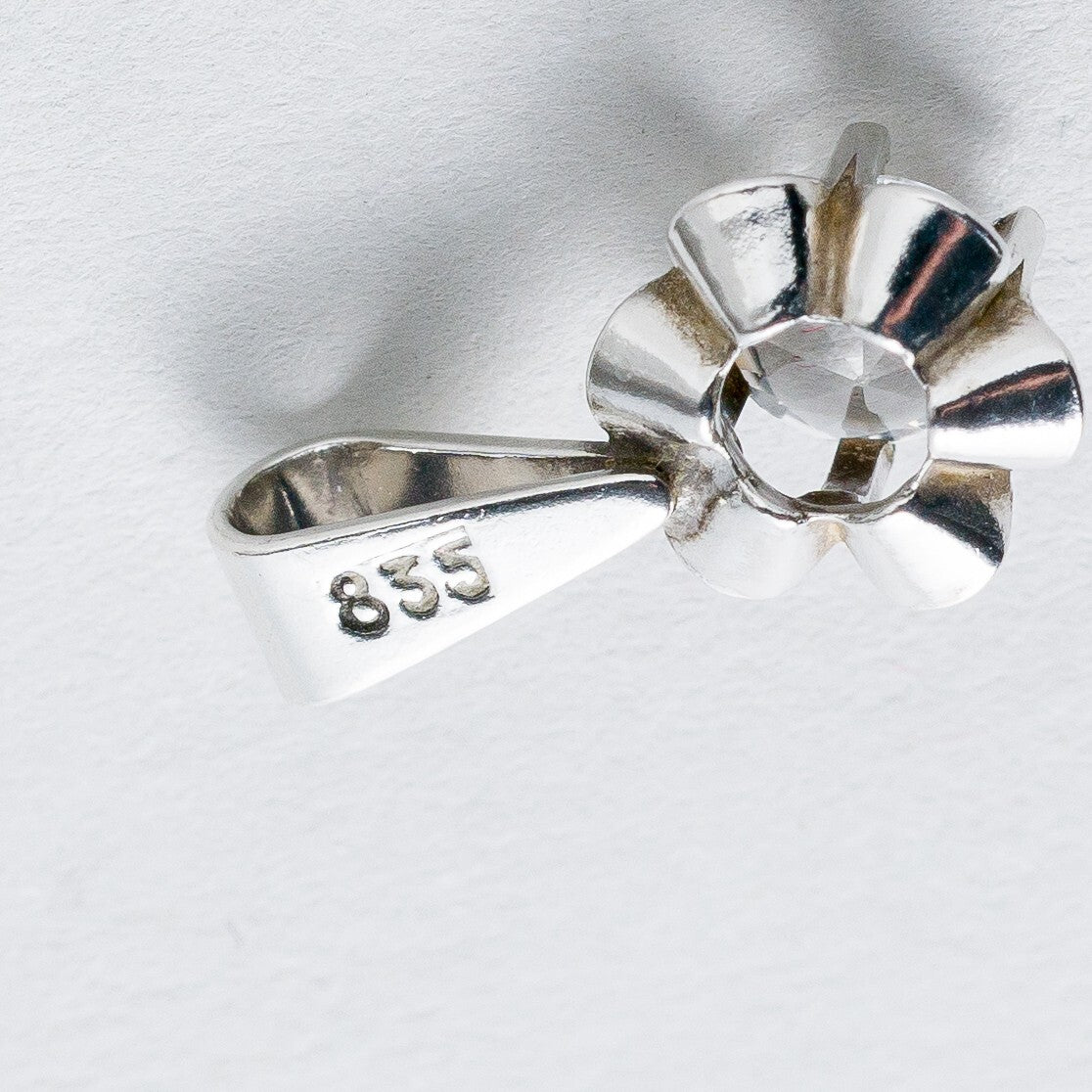 Anhänger 835 Silber Weißer Stein 1,5 cm 0,7 g7