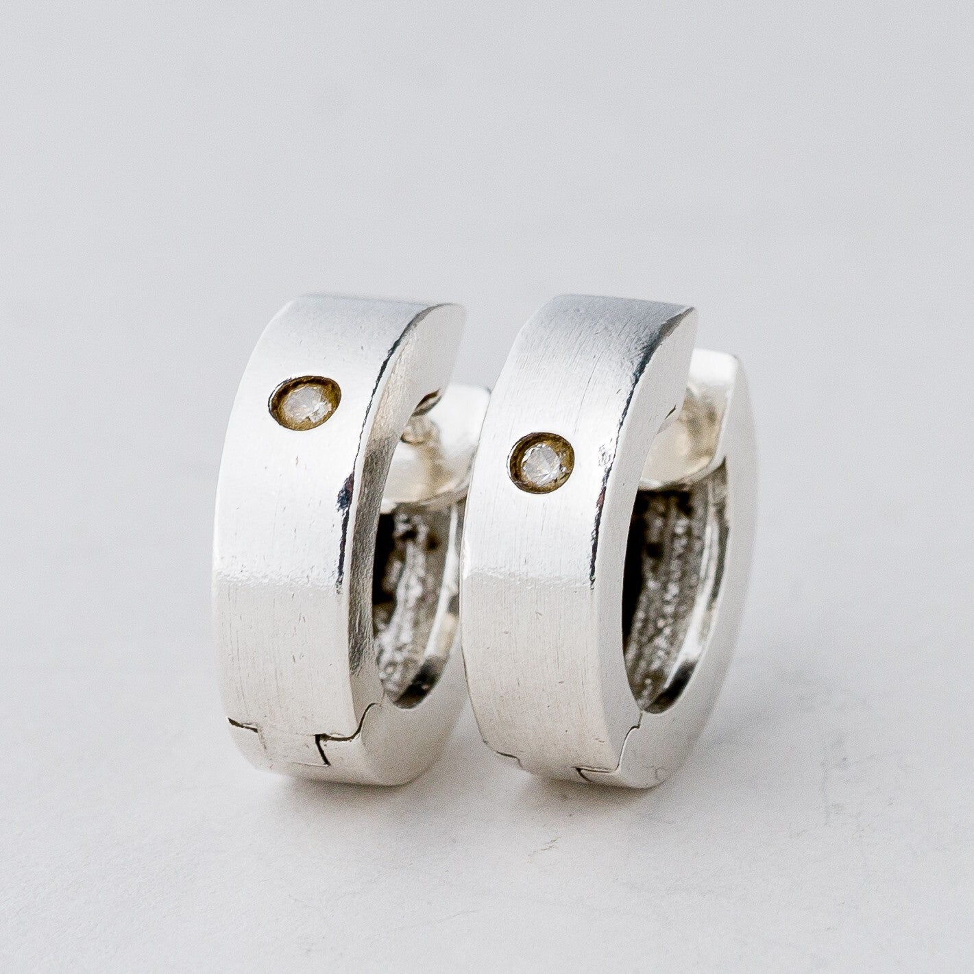 Silber Ohrringe 925 Weißer Stein 6,31 g0