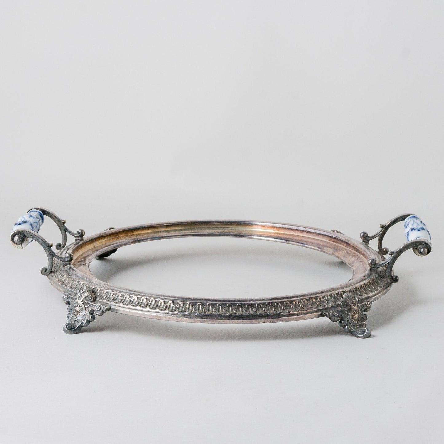 Henkeltablett Zwiebelmuster Metall versilbert1