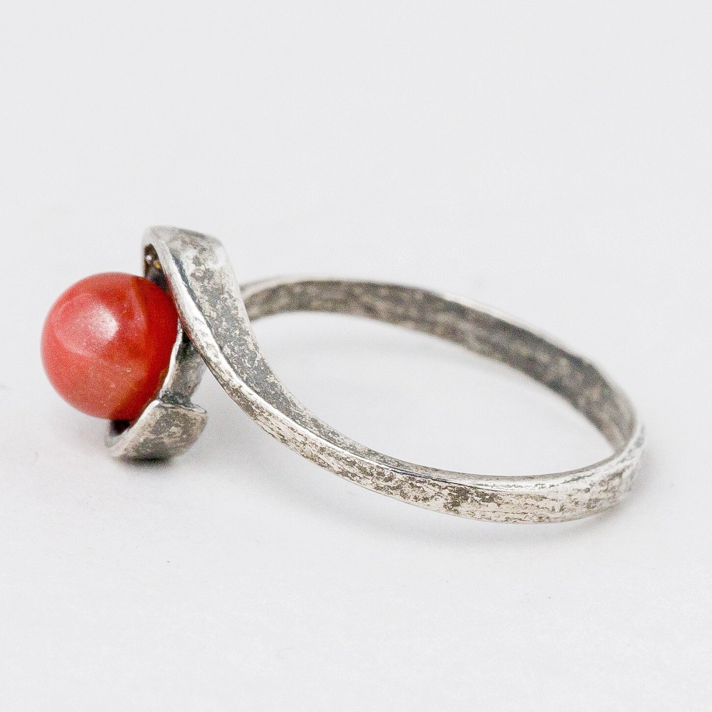 Silber Ring 50 (15,9 mm Ø) Roter Stein 1,6 g6