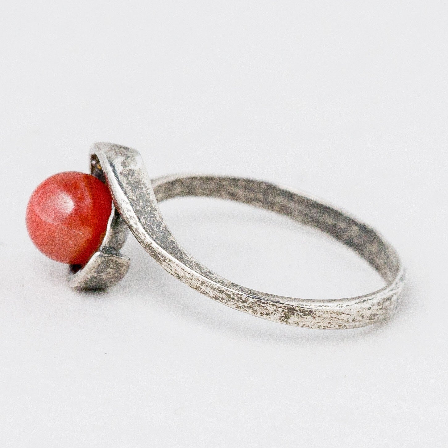 Silber Ring 50 (15,9 mm Ø) Roter Stein 1,6 g6
