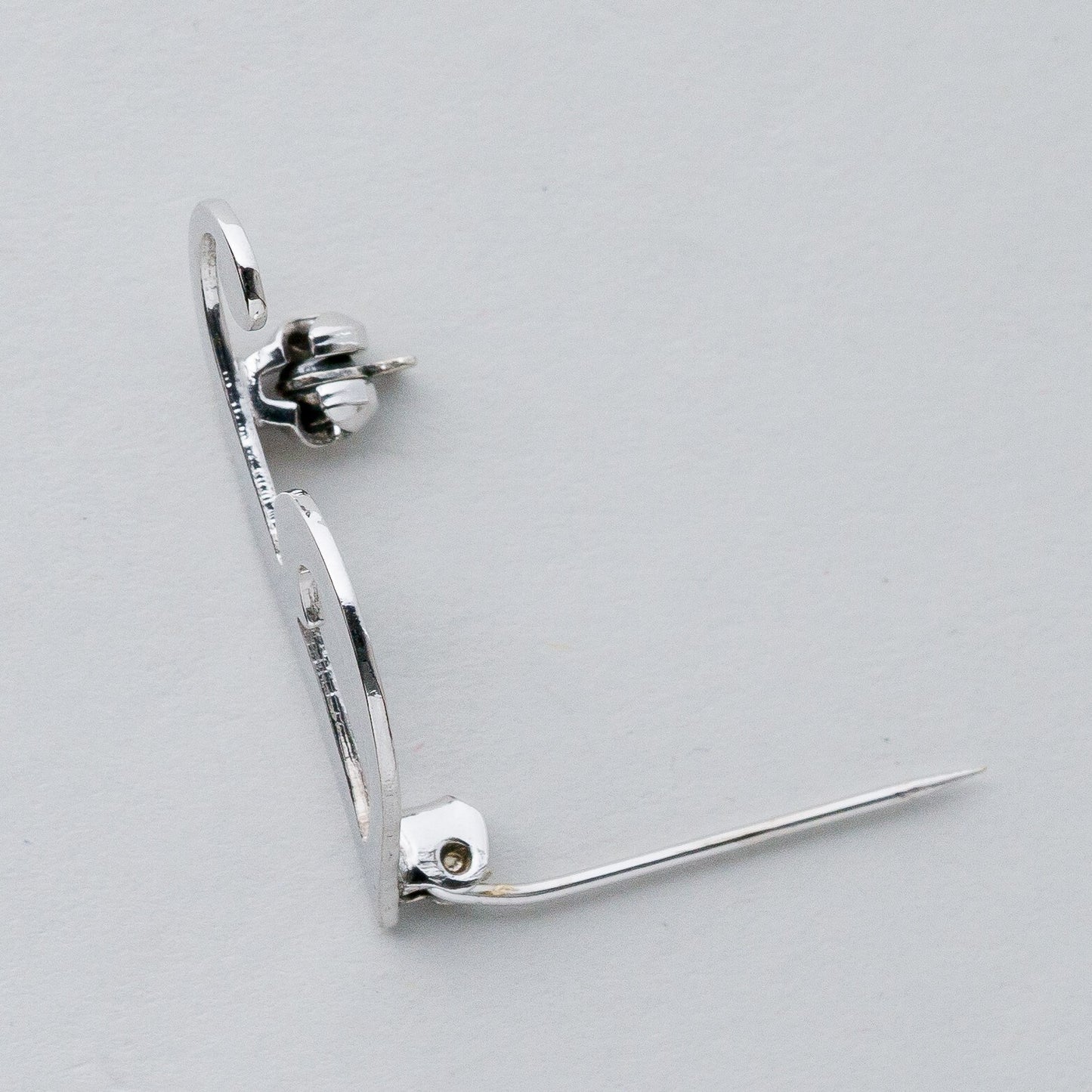 Silber Brosche Spange 835 "J" 2,14 g5