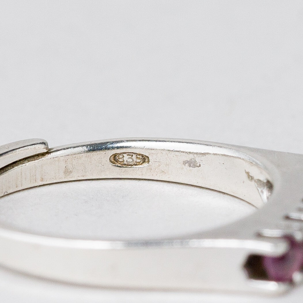 Silber Ring 835 Purpurne Stein Größe flexibel ca. 53 2,45 g6