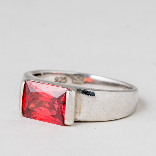 Ring Roter Stein 925er Silber 5,6 g Größe 60 (19,1 mm Ø)0