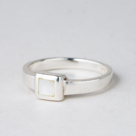 Silber Ring 925 Weißer Stein Größe 56 (17,8 mm Ø) 2,93 g0