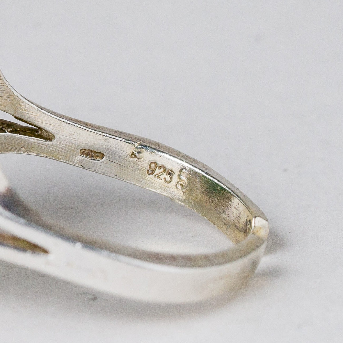 Silber Ring 925 Grüner Stein Größe flexibel 7,36 g7