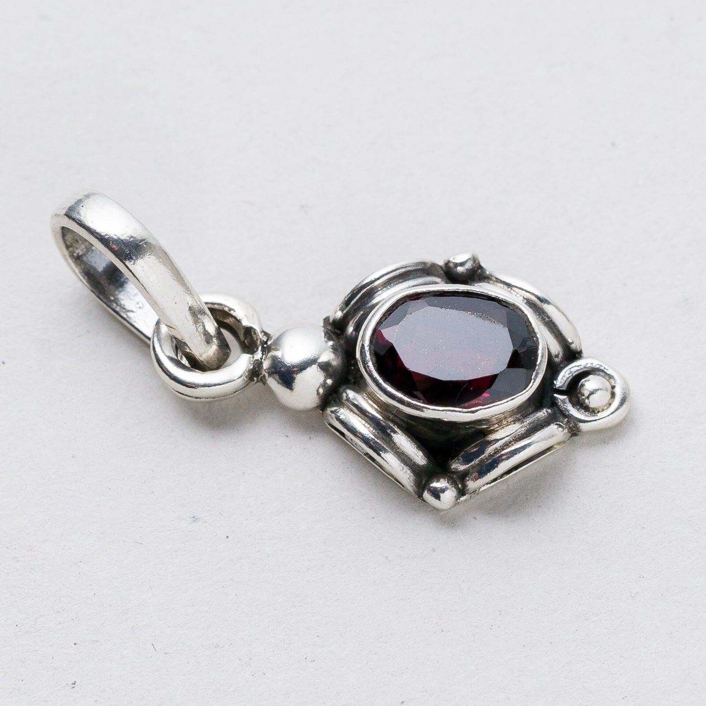 Anhänger Silber Roter Stein 2,7 cm 2,45 g2