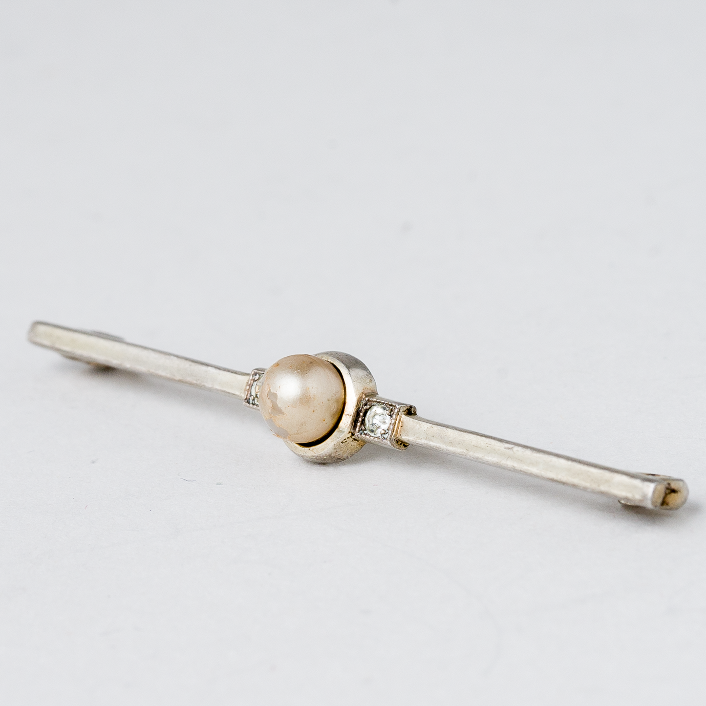 Brosche mit Perle 835er Silber 2,21 g 5 cm0