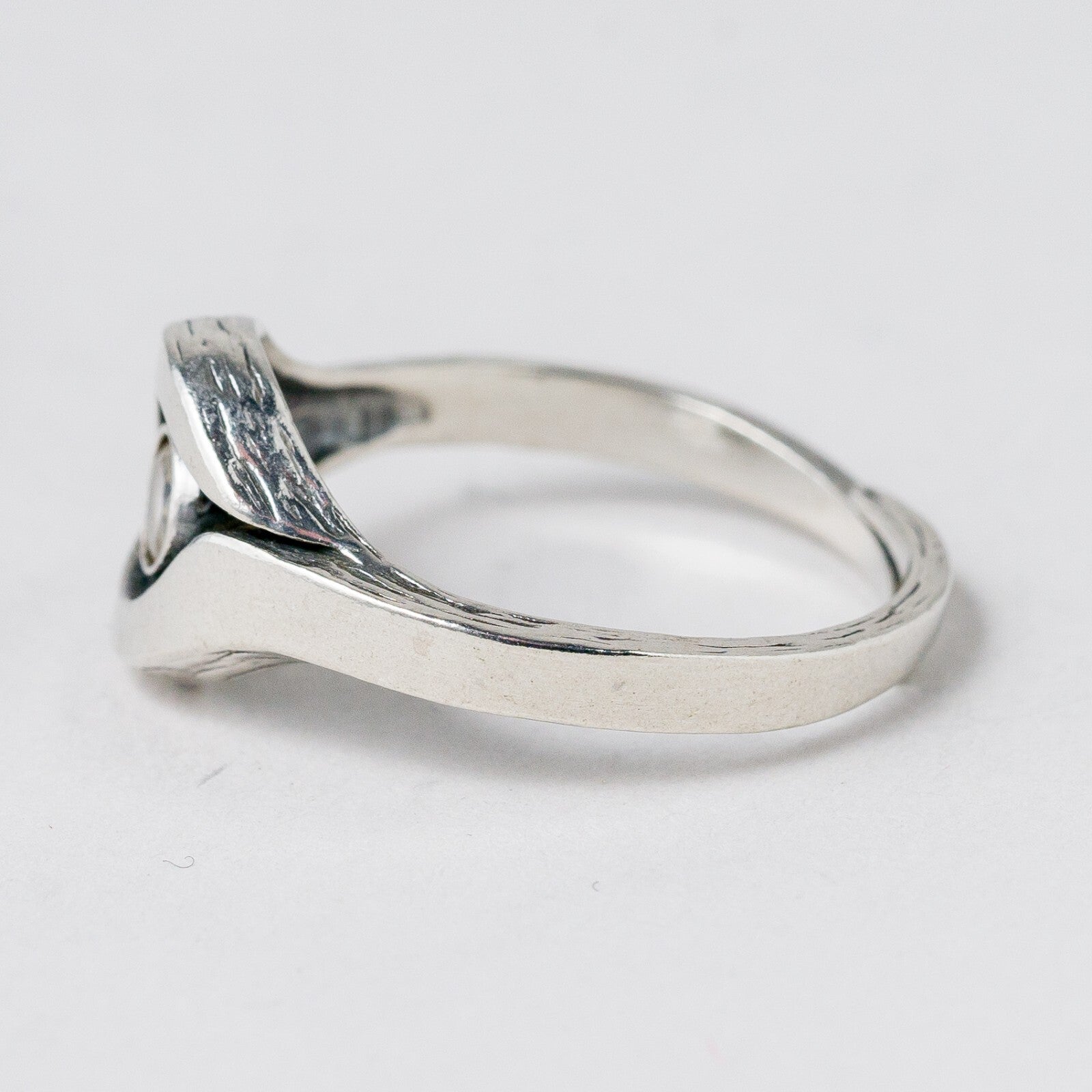 Ring Silber Weißer Stein Größe flexibel ca. 59 3,41 g1