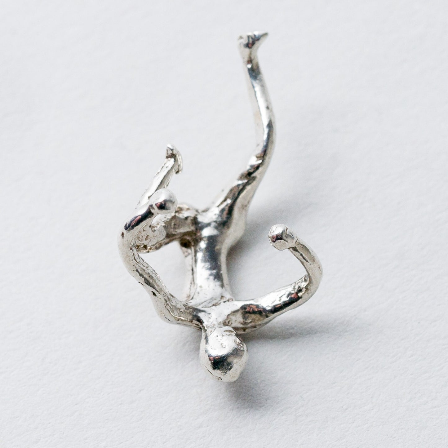 Einzelner Ohrring Kletterer Silber 925 1,37 g2