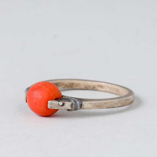 Ring Rote Kugel 900er Silber 2,7 g Größe 53 (16,8 mm Ø)0