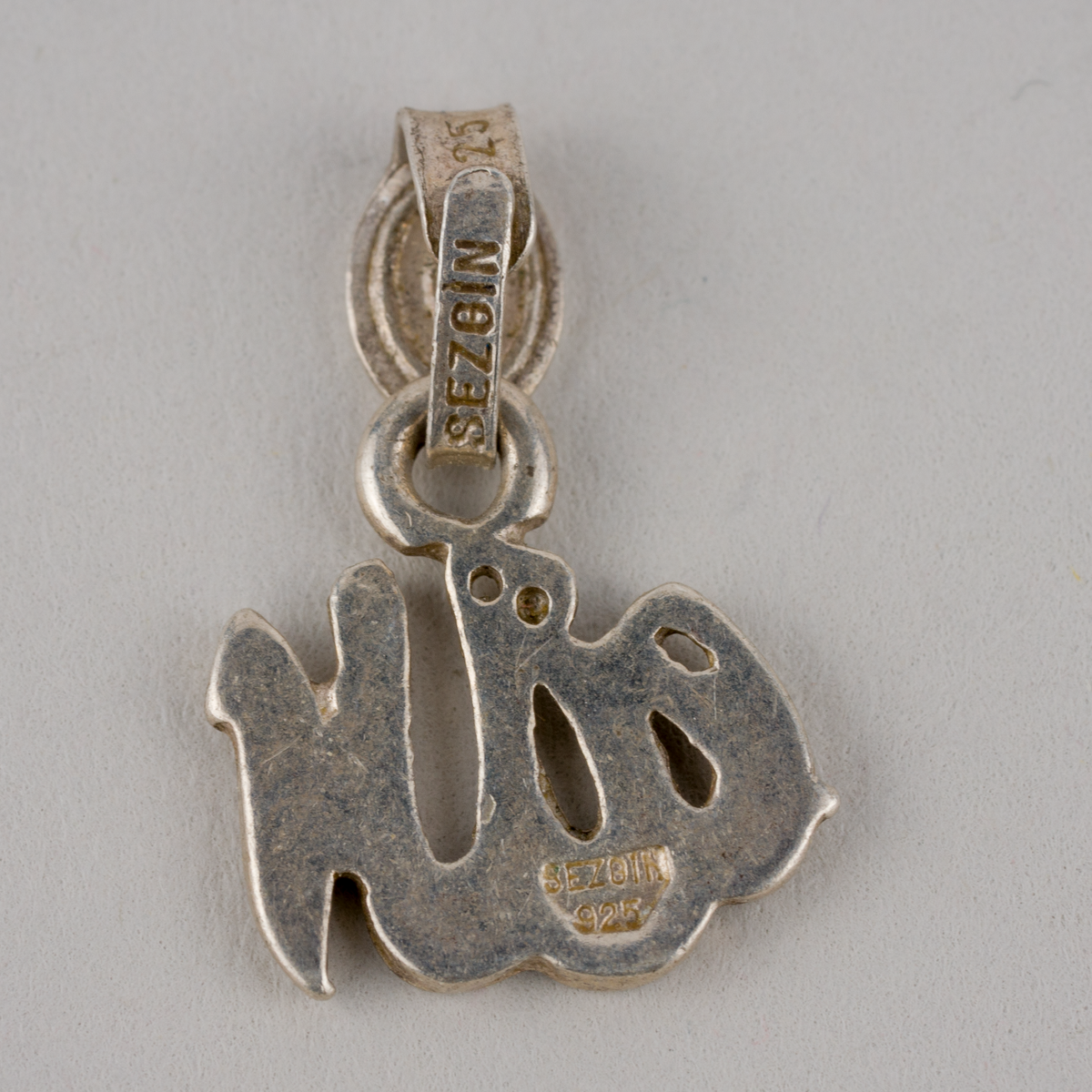 Silberanhänger 925er Silber 1g Mit Verzierungen 1,3 cm x 1,3 cm2