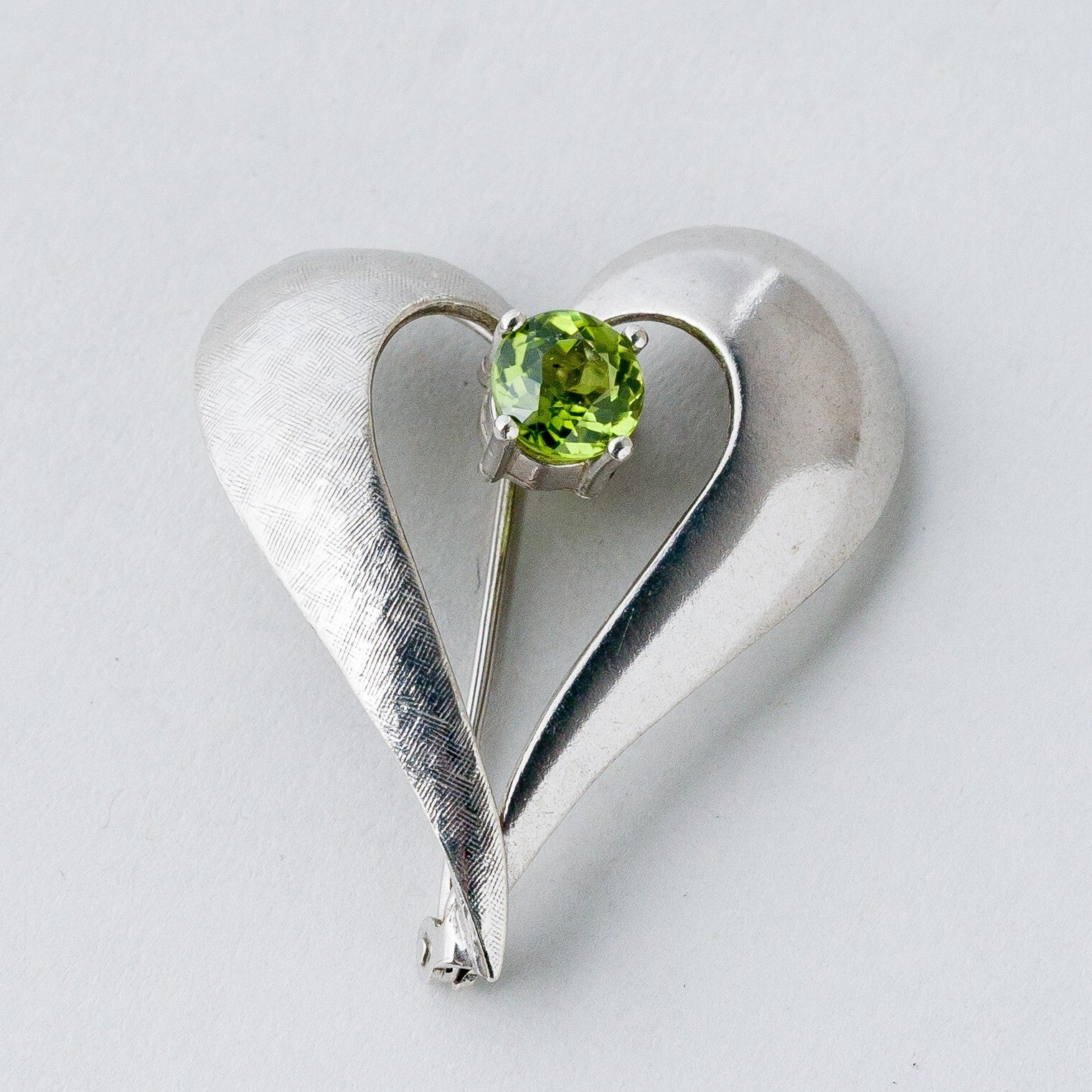 Silber Brosche Spange 925 Herz Grüner Stein 7,17 g0