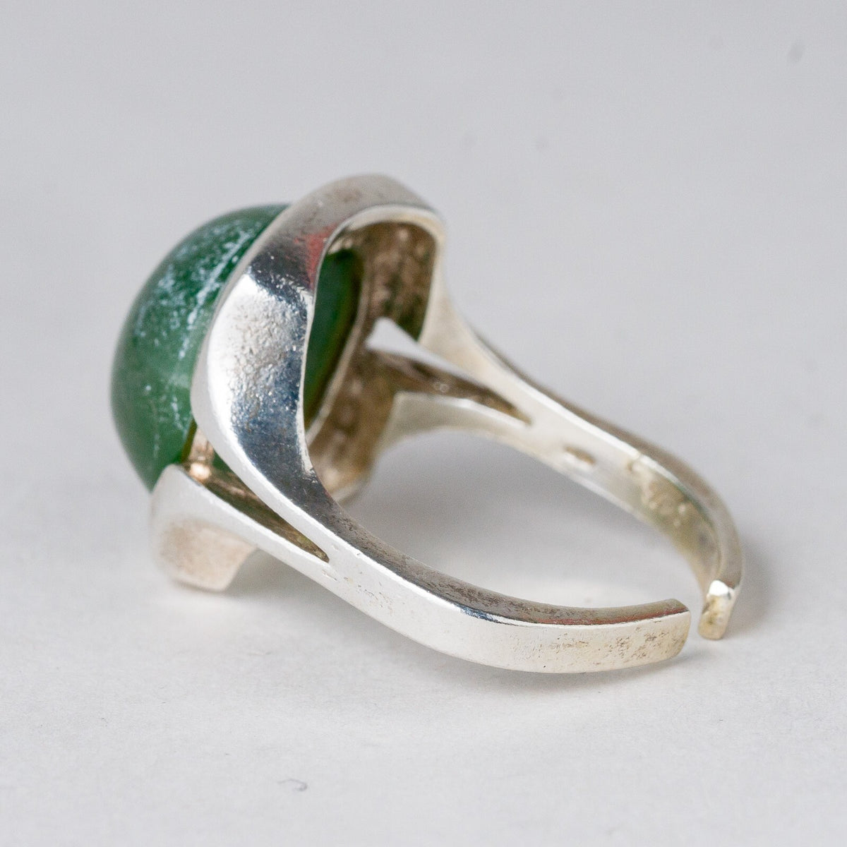 Silber Ring 925 Grüner Stein Größe flexibel 7,36 g2