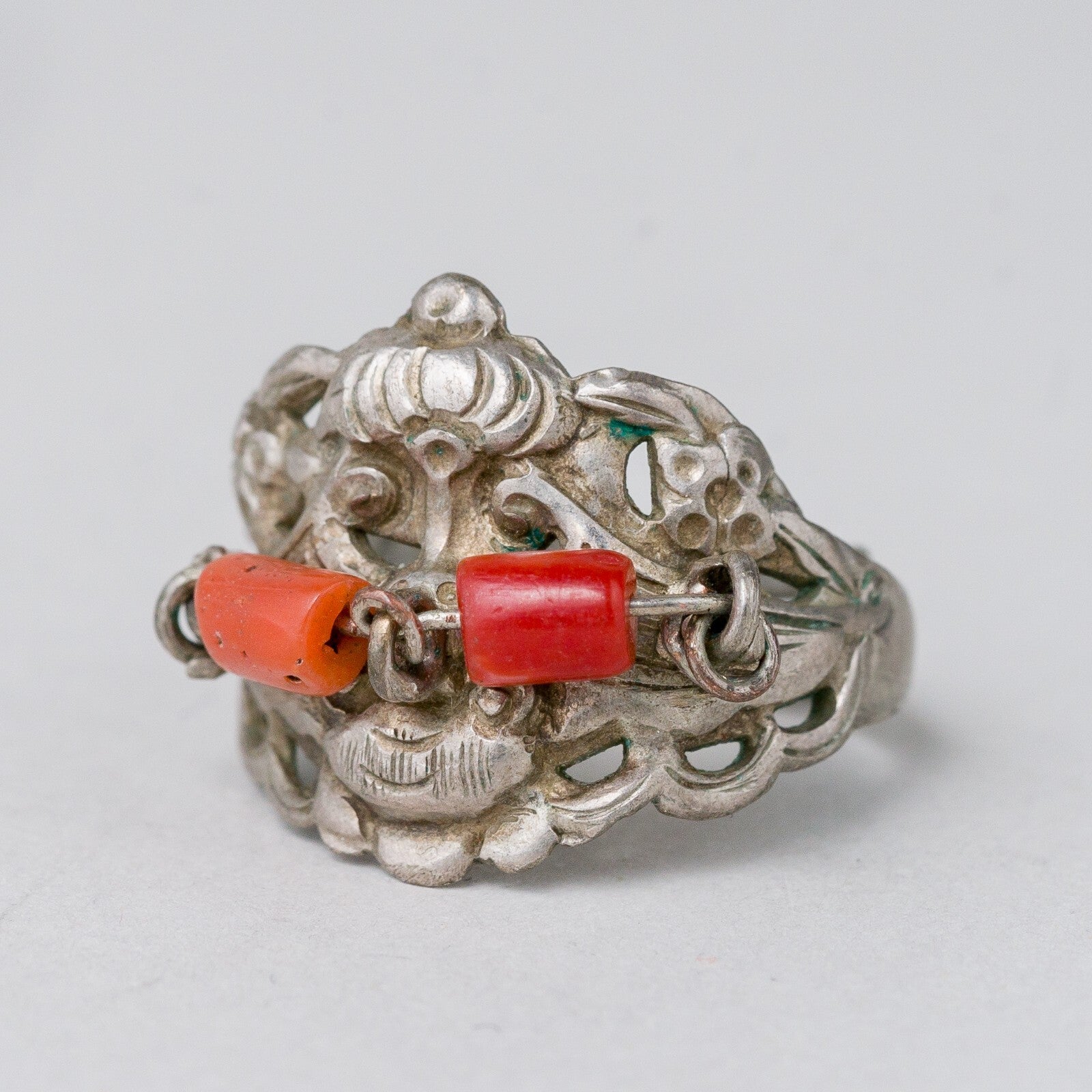 Silber Ring Roter Stein Größe flexibel ca. 55 3,75 g0