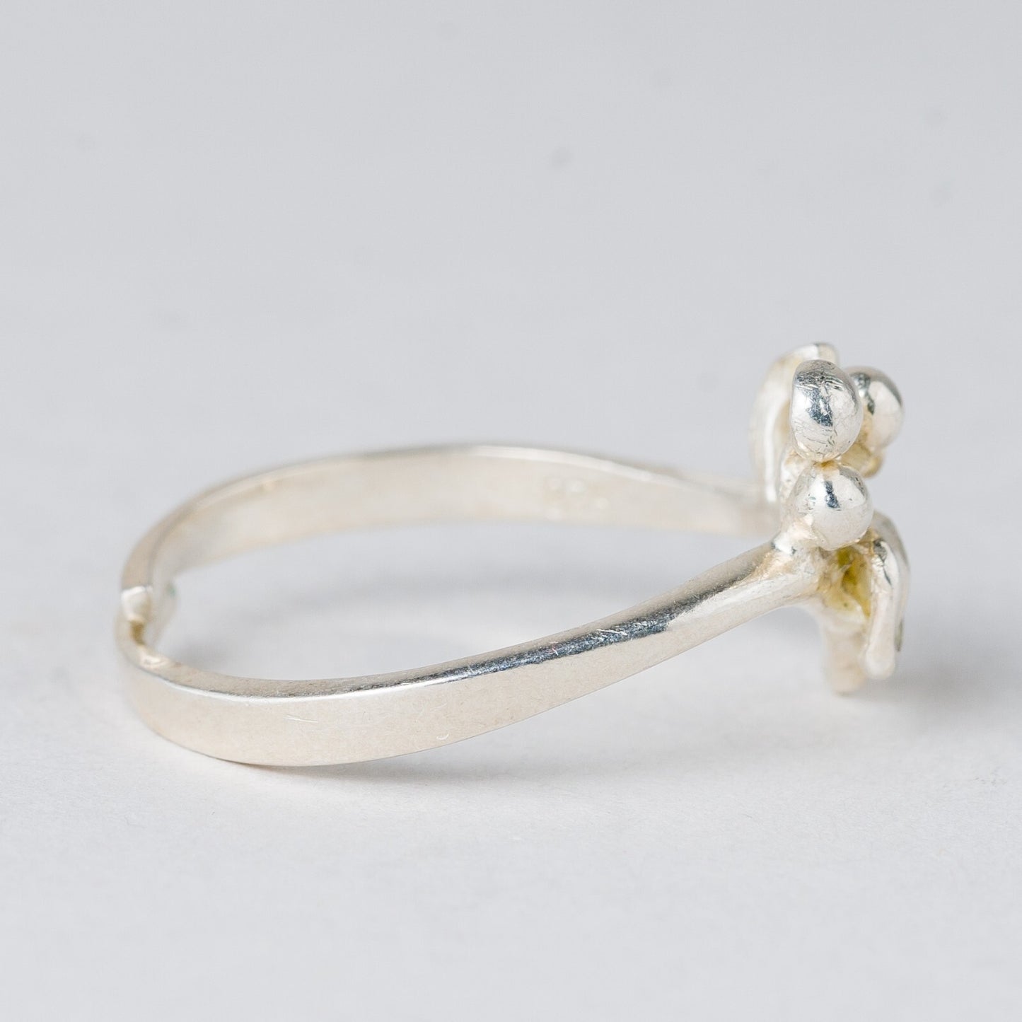 Ring 2,24 g 835er Silber Größe flexibel ca. 542