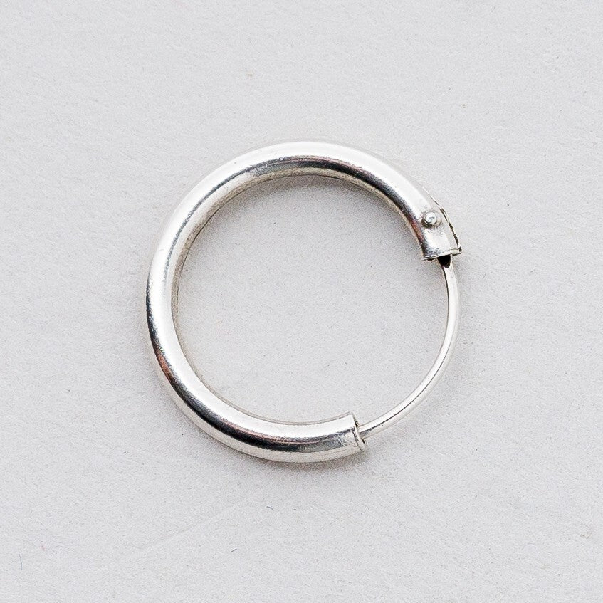 Einzelner Ohrring Creole Silber 0,4 g4