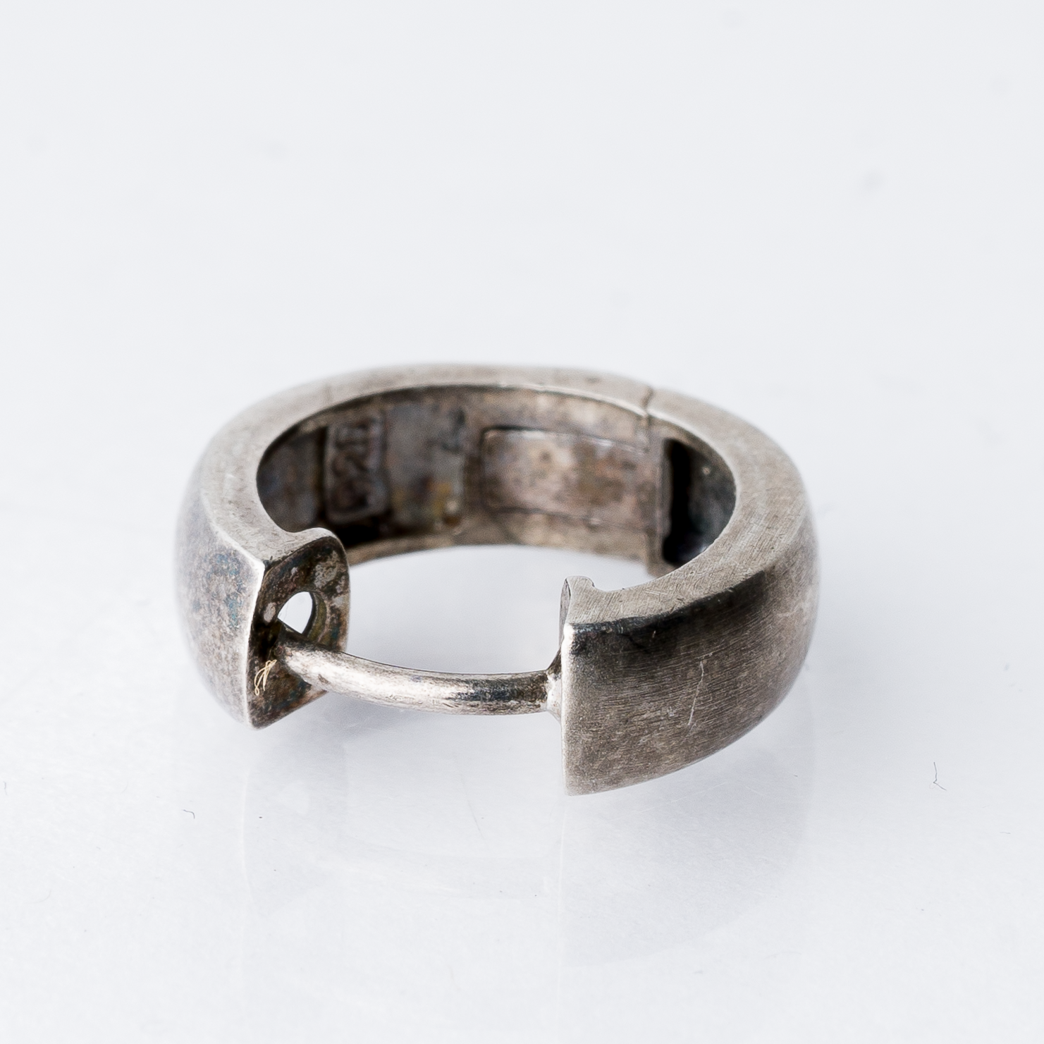 Einzelner Ohrring Huggie 925er Silber 1,27 g3