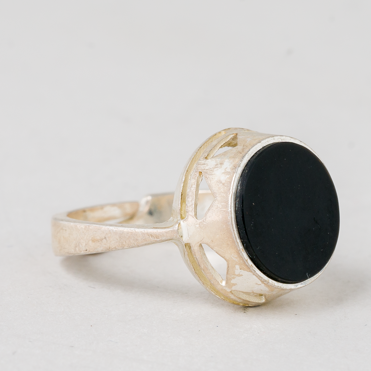 Ring Schwarzer Stein 925er Silber 4,1 g Größe flexibel1