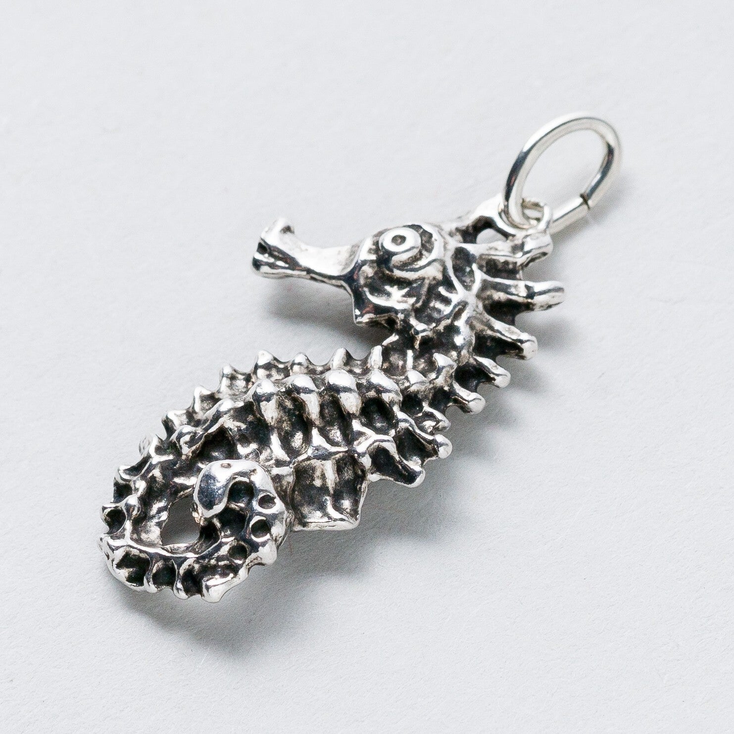 Anhänger 835 Silber Seepferdchen 3,1 cm 3,6 g3