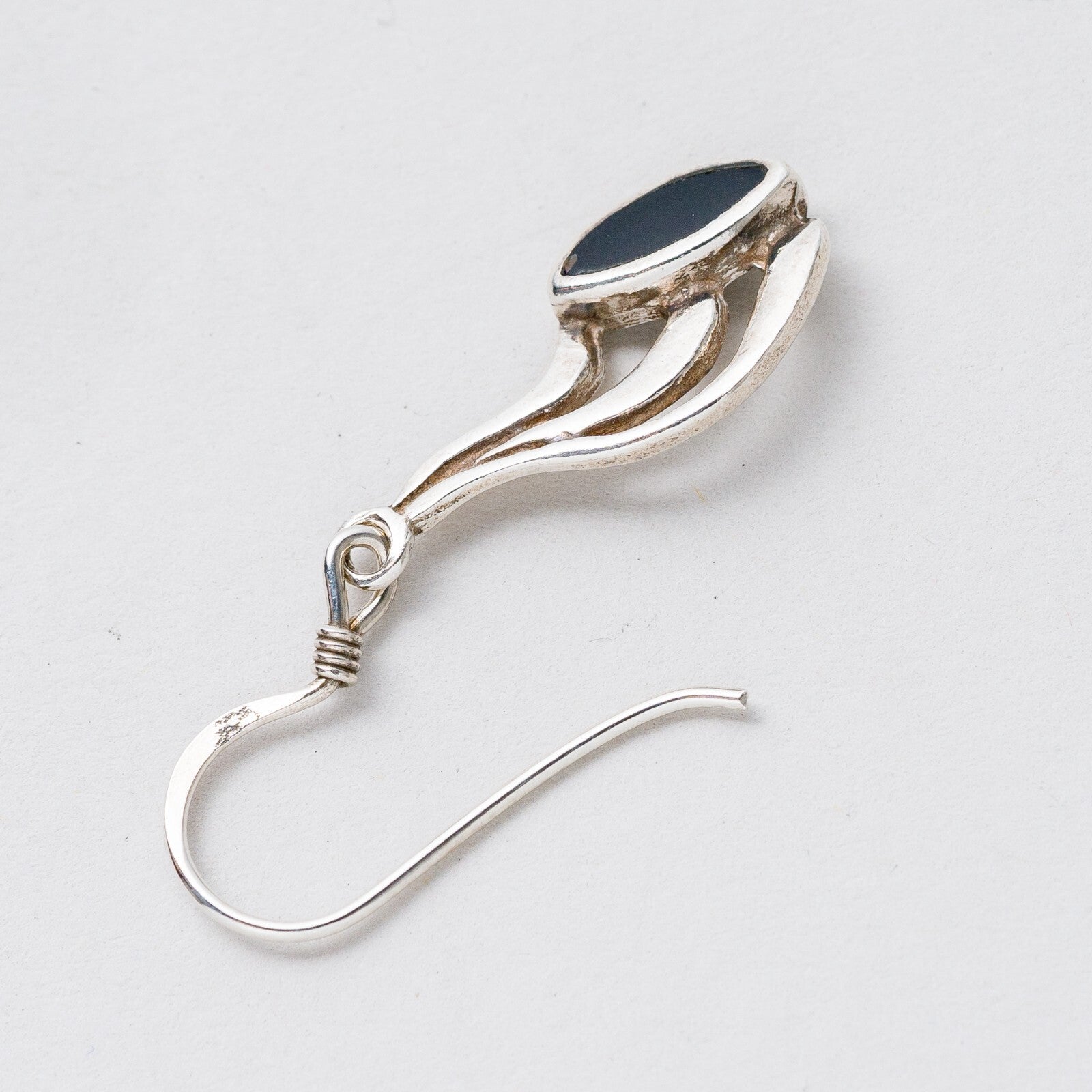 Einzelner Ohrring Hängeohrring Silber Schwarzer Stein 1,4 g2