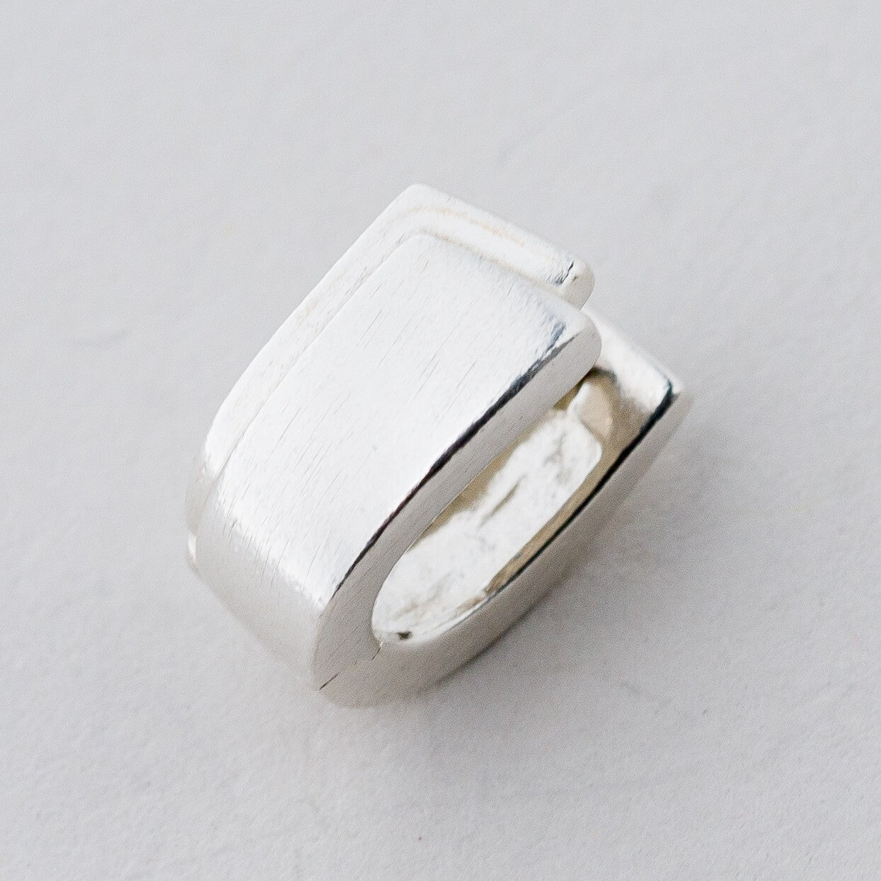 Einzelner Ohrring Halbe Creole 925 Silber 3,02 g0