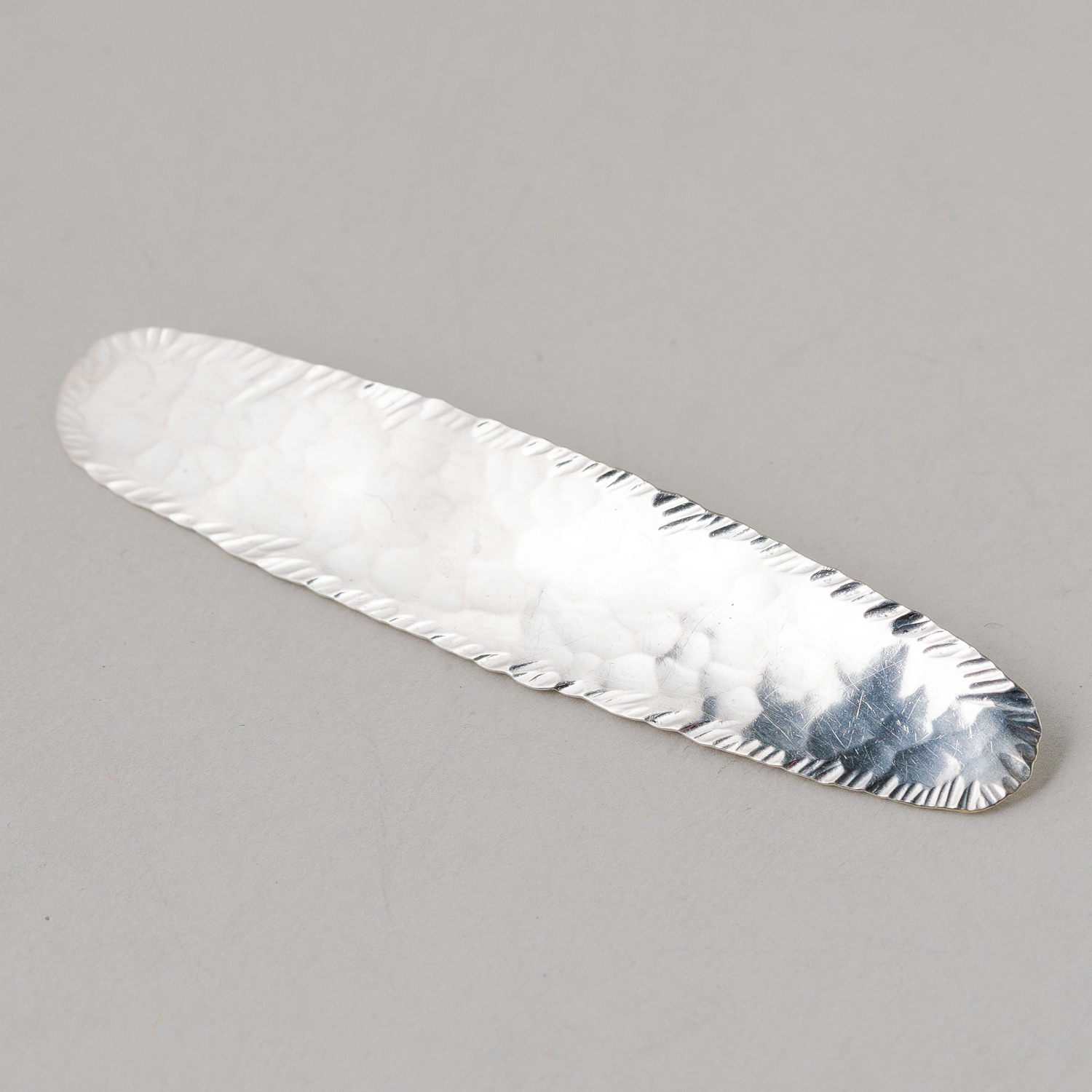 Brosche Hammerschlag 835er Silber 6,25 g 8 cm0