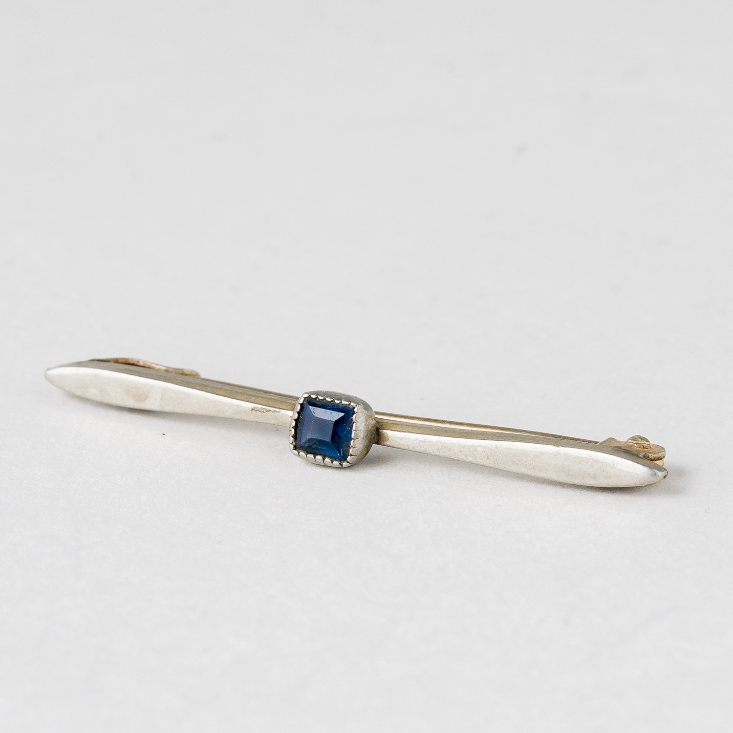 CNC: Brosche mit blauem Stein Silber 1,35 g 4 cm0