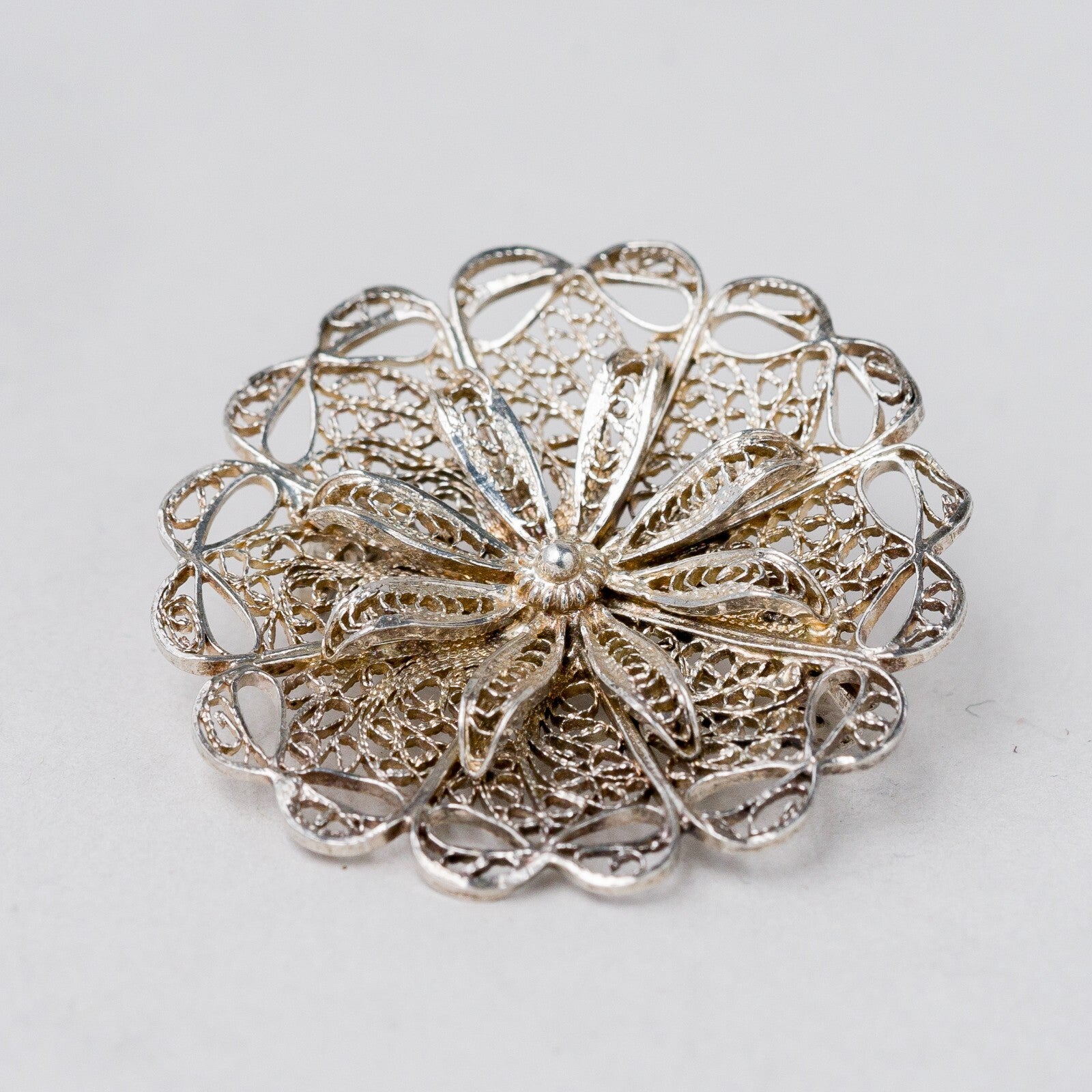 Brosche Silber filigran 3 cm 4,3 g0