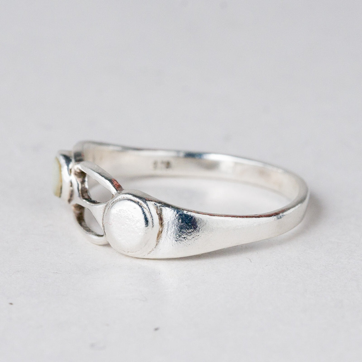 Silber Ring Weißer Stein Größe 55 (17,5 mm Ø) 1,91 g1