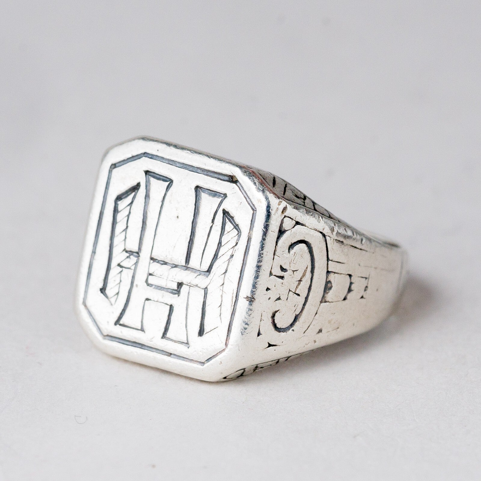 Silber Ring Monogramm "HH" Größe 56 (17,8 mm Ø) 10,4 g0