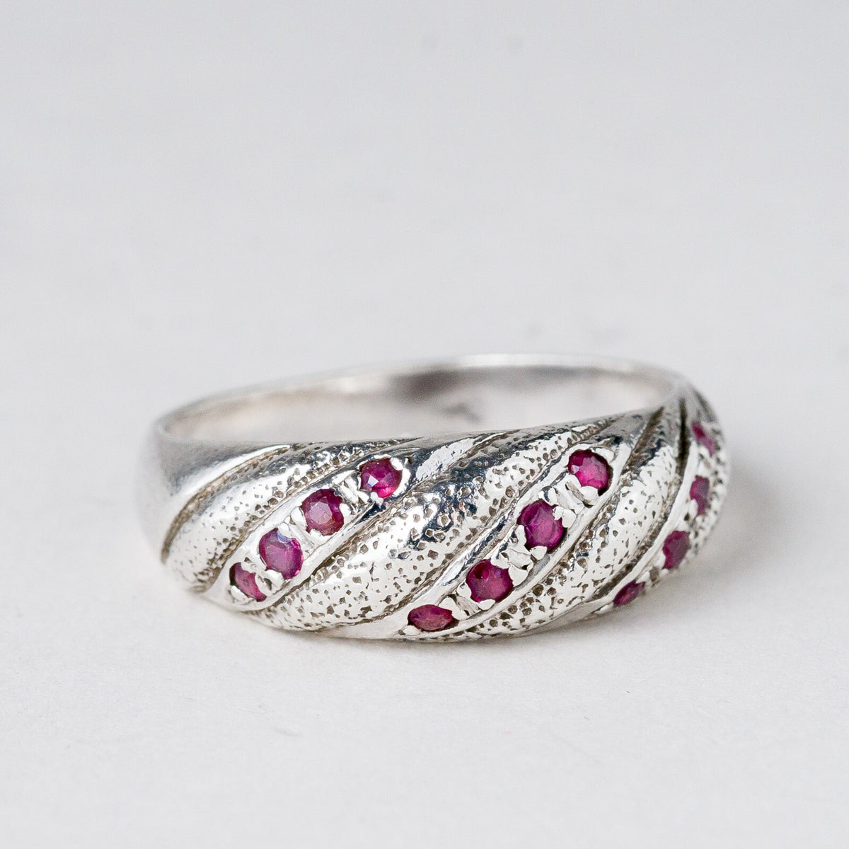 Silber Ring 925 Rote Steine Größe 57 (18,1 mm Ø) 3,77 g6