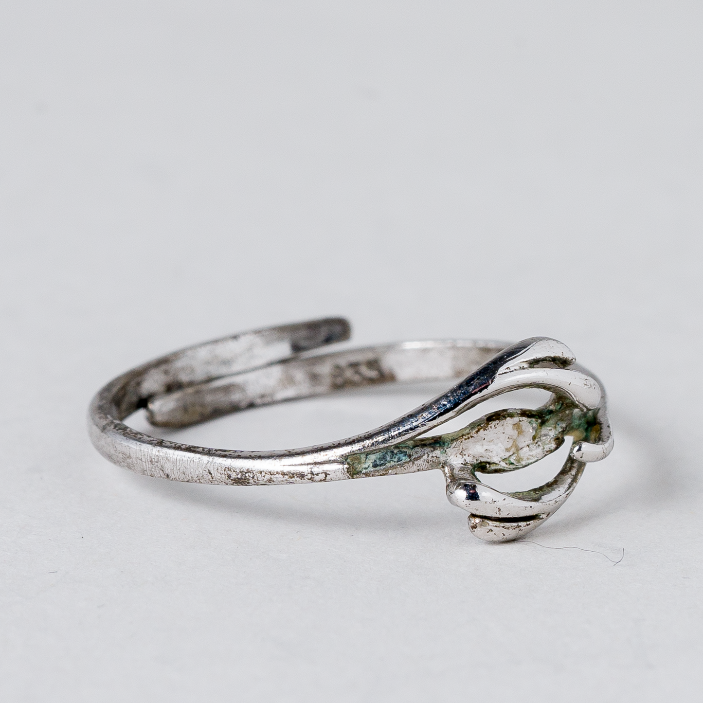 Ring ohne Stein 835er Silber 1,05 g Größe flexibel1