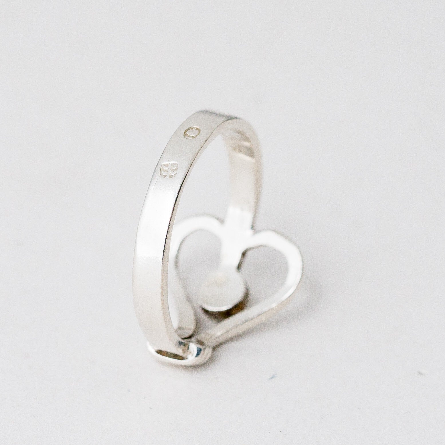 Silber Ring 52 (16,5 mm Ø) Grüner Stein 2,16 g6