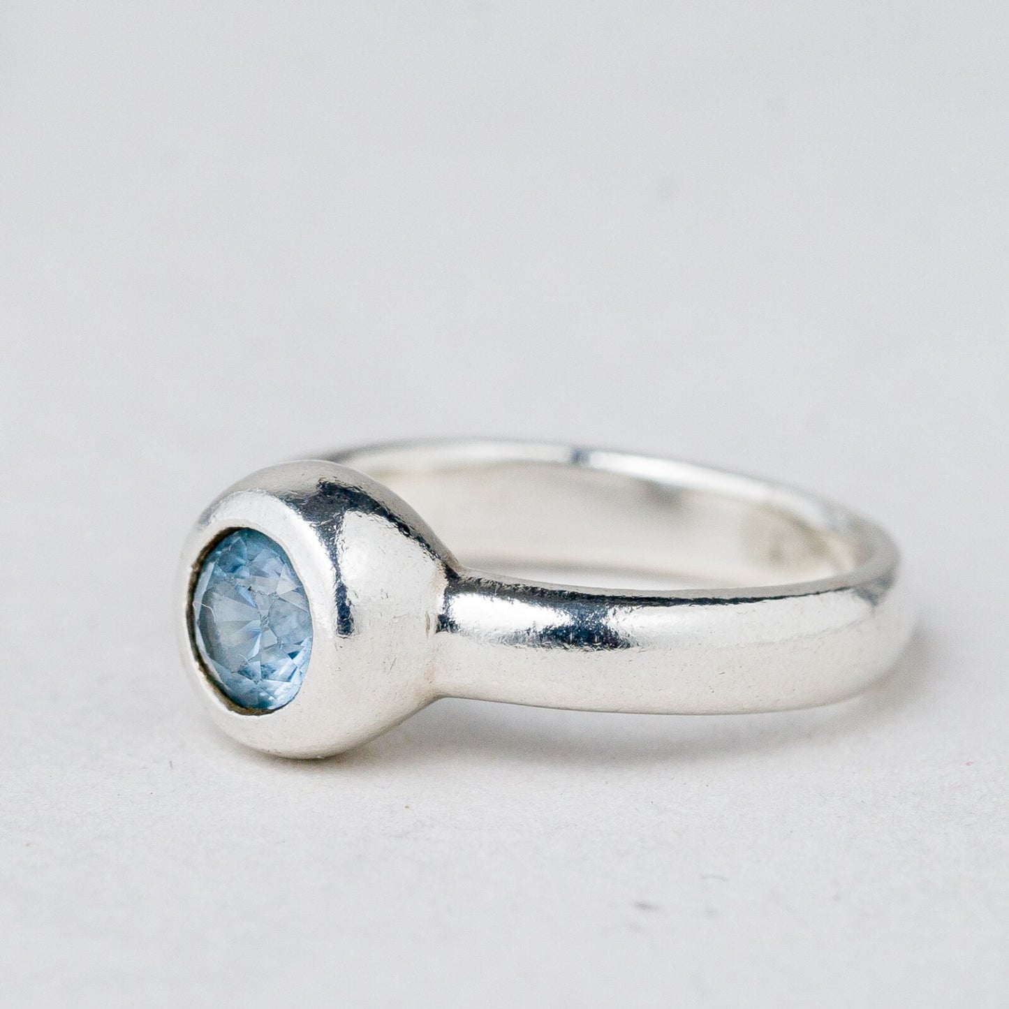Silber Ring 925 Blauer Stein Größe 49 (15,6 mm Ø) 3,81 g6
