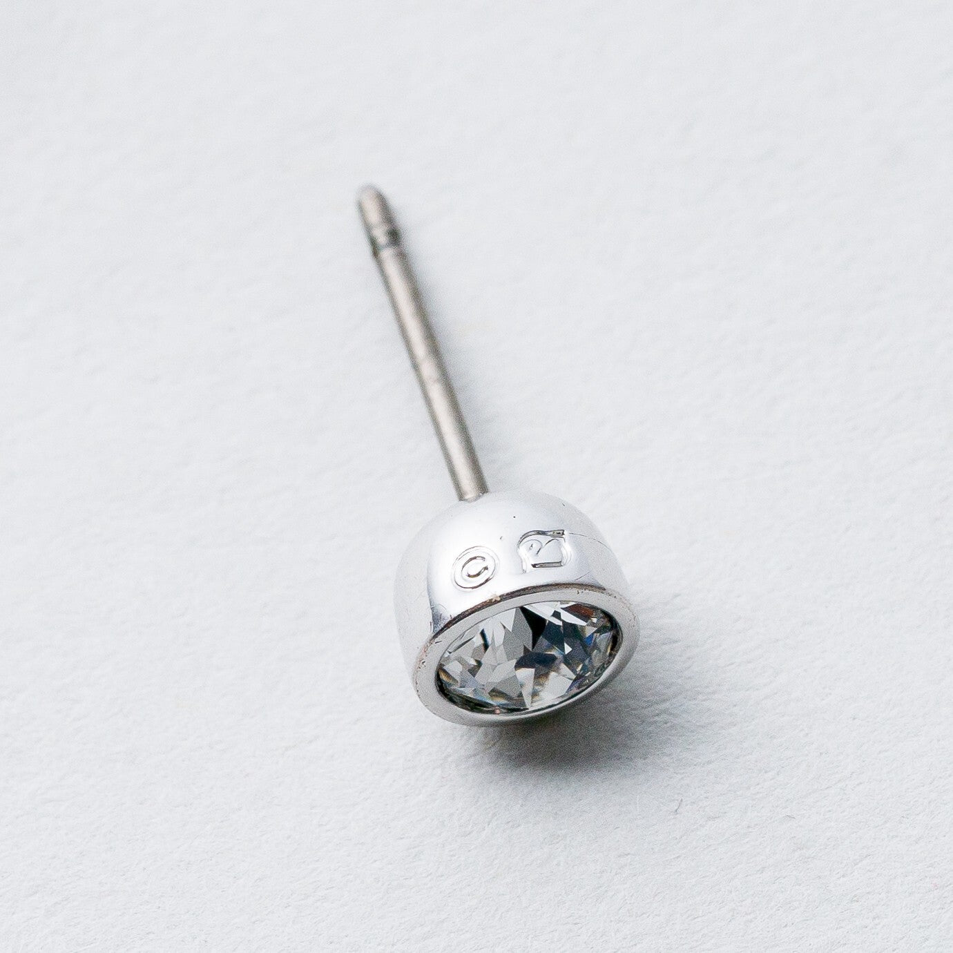 Swarovski Einzelner Ohrring Ohrstecker Silber Weißer Stein 0,69 g1