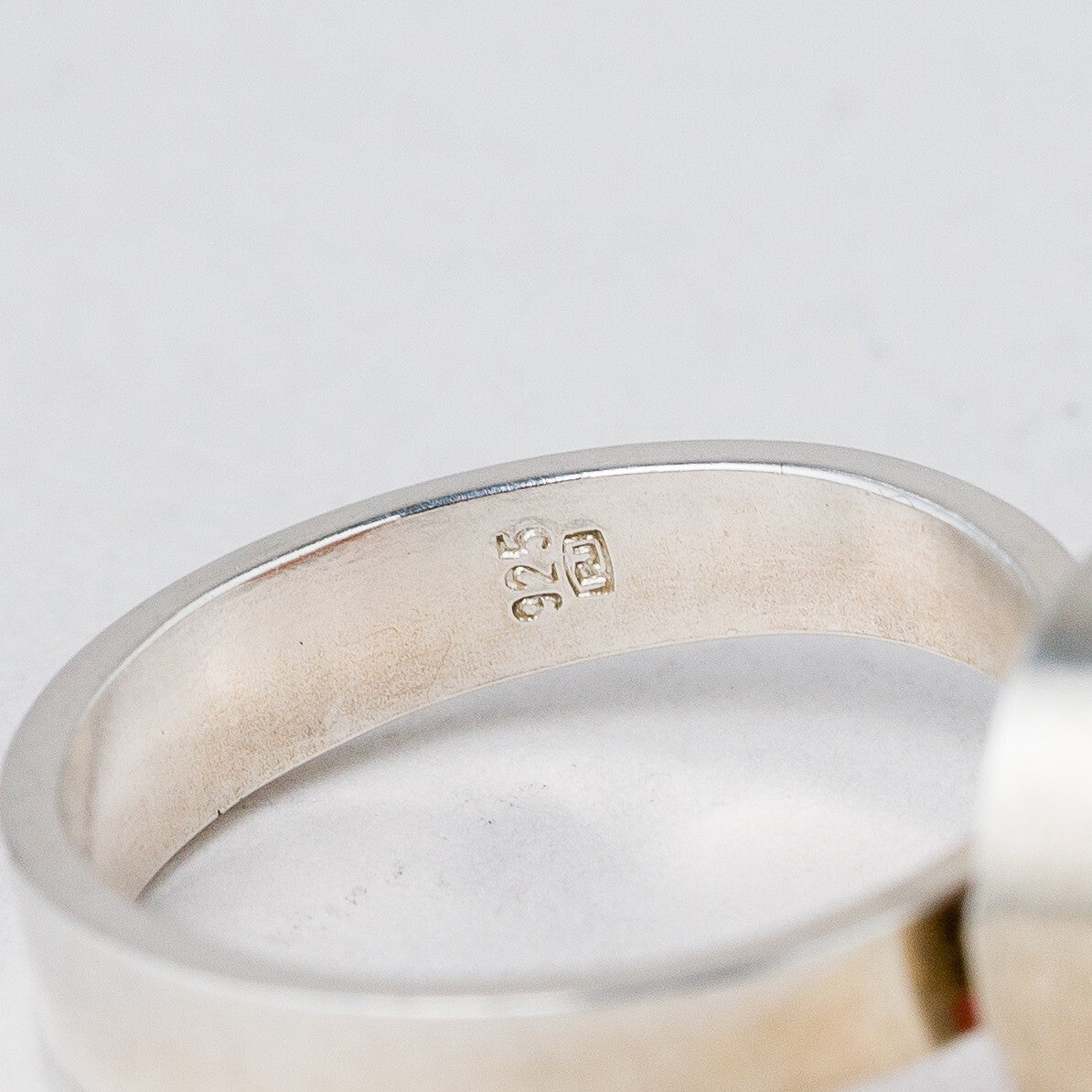 Silber Ring 925 Roter Stein Größe flexibel ca. 56 4,98 g6