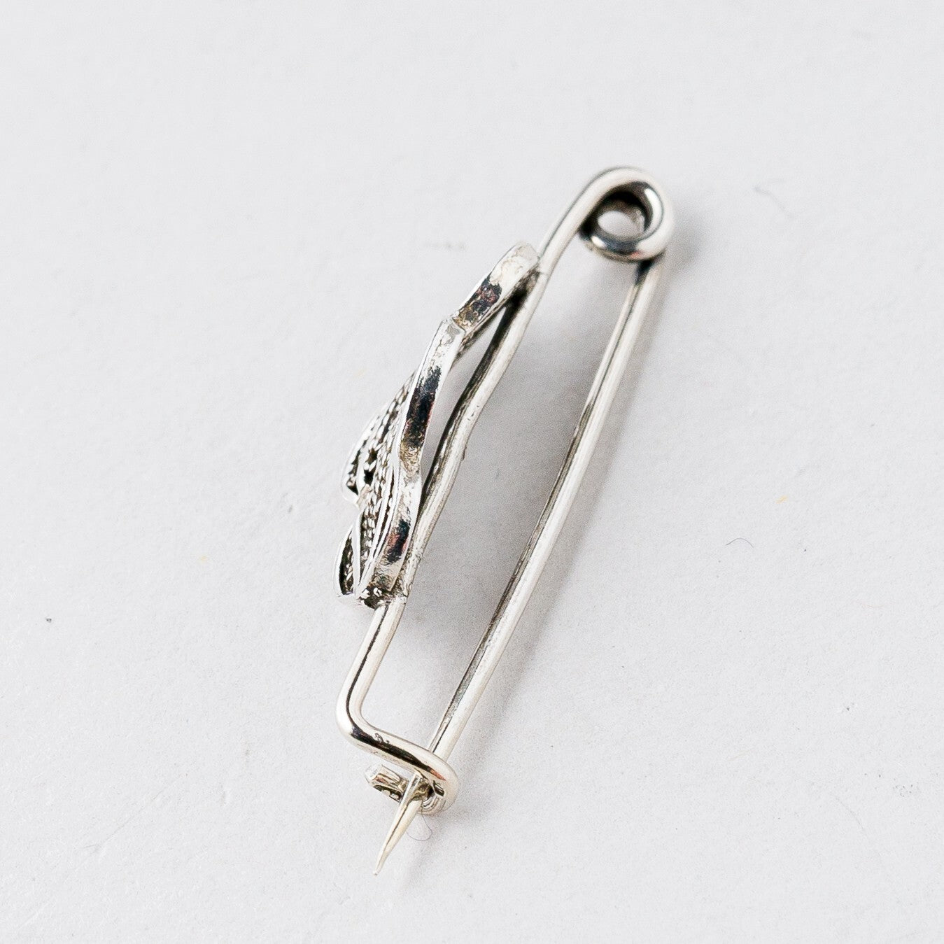 Silber Brosche filigran 2,8 cm 1,14 g1