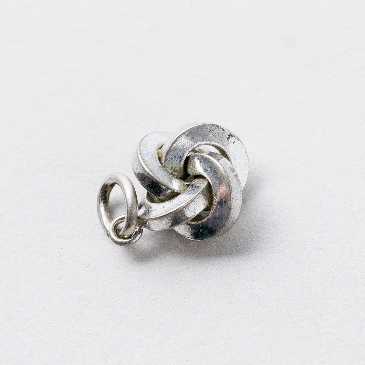 Anhänger 835 Silber Knoten 1,5 cm 1,73 g2