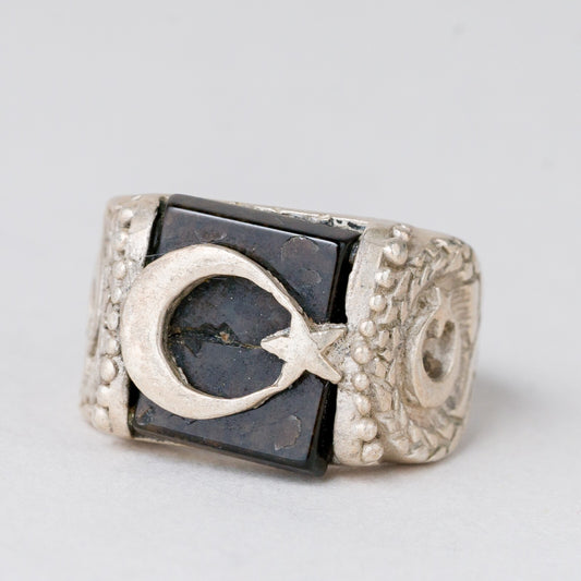 Ring Schwarzer Stein Halbmond und Stern 7,6 g 925er Silber Größe 52 (16,5 mm Ø)0