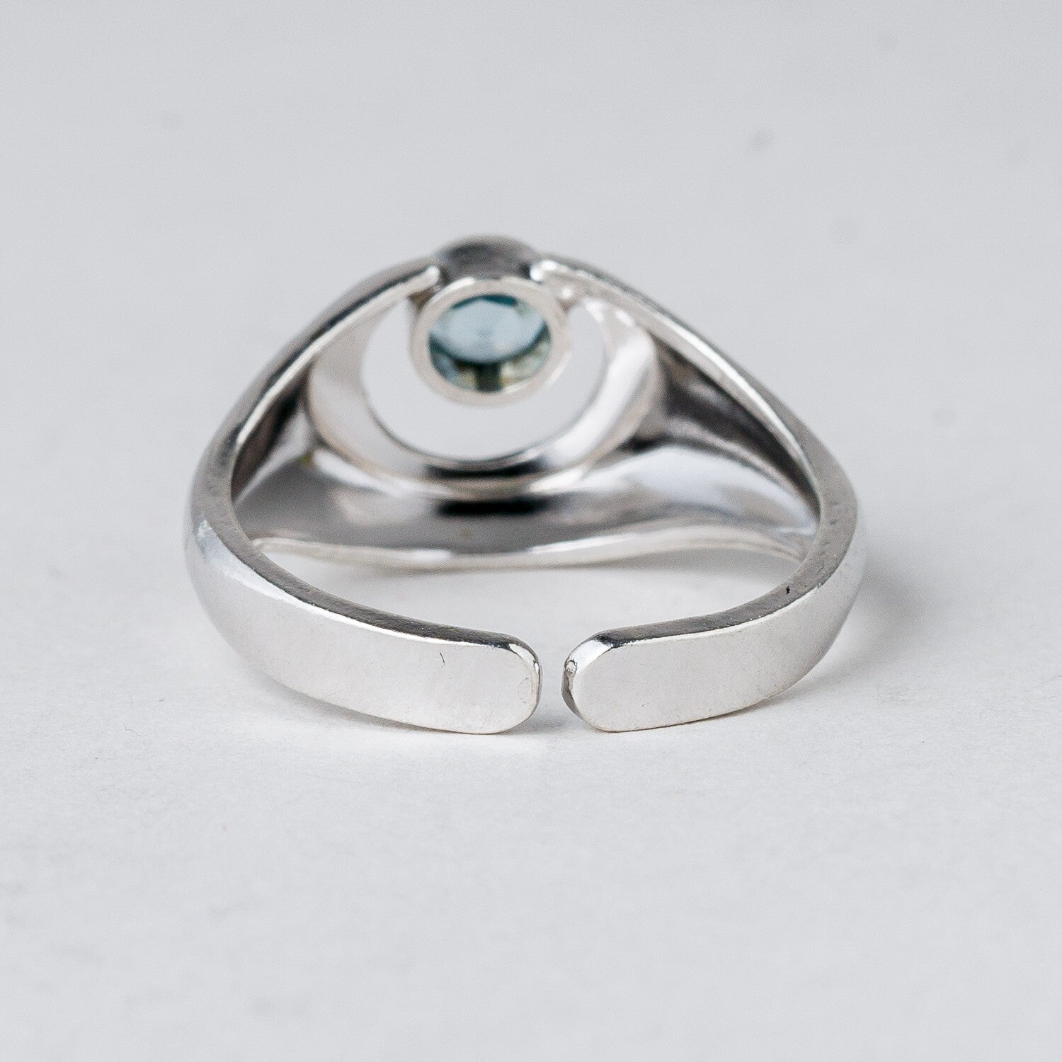 Silber Ring 835 Blauer Stein Größe flexibel ca. 51 2,33 g3