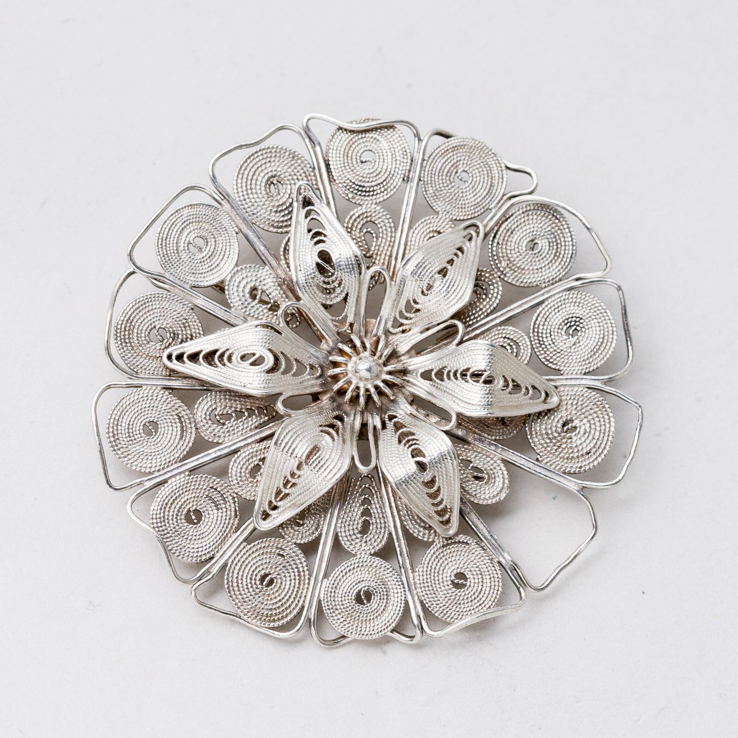 Brosche Silber filigran 4,3 cm 8,54 g0
