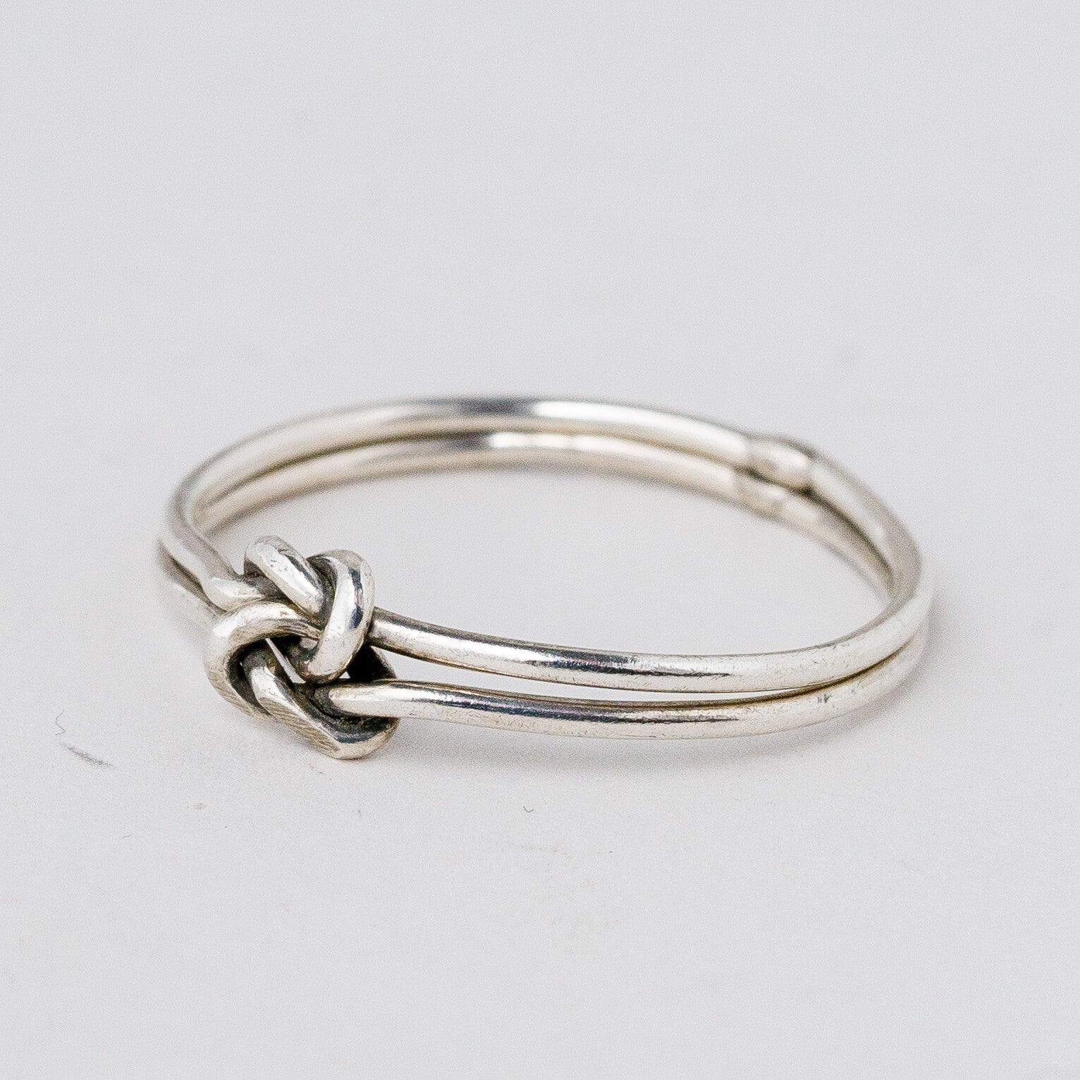 Silber Ring 56 (17,8 mm Ø) Knoten 1,11 g0