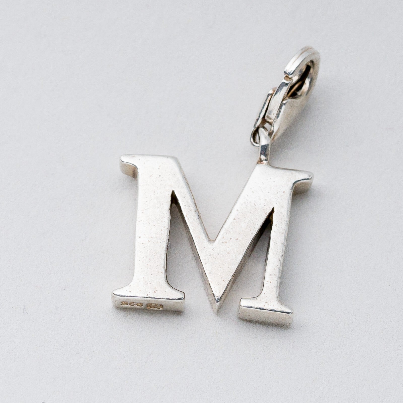 Anhänger Silber 925 "M" 2,5 cm 3,15 g0