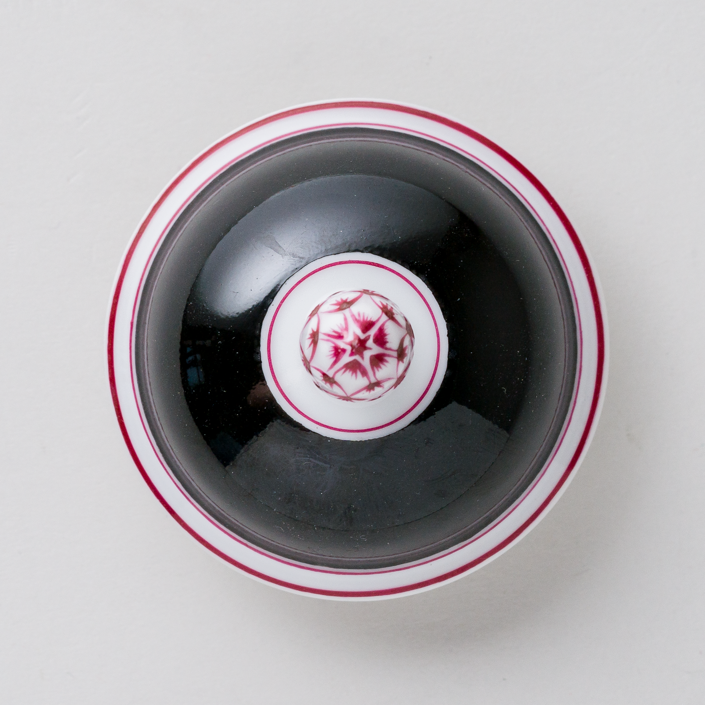 1 x Porzellan Deckel Schwarz Purpur 6 cm5