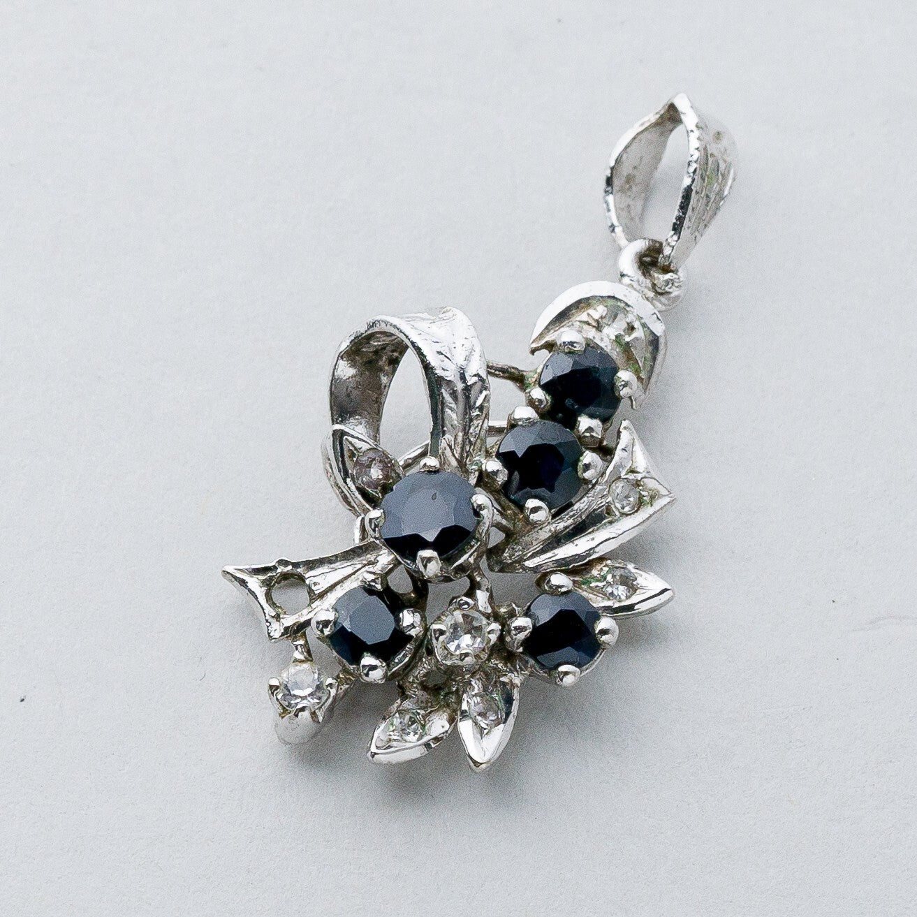 Silber Anhänger Kettenanhänger 925 Schwarze Steine 2,45 g0
